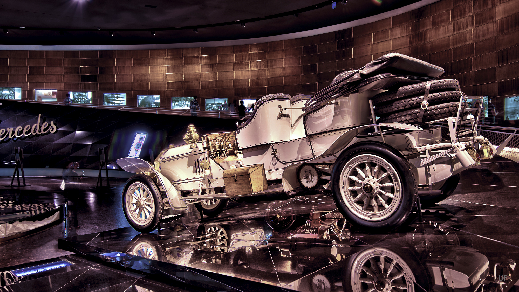 MercedesM 6978 HDR2 2